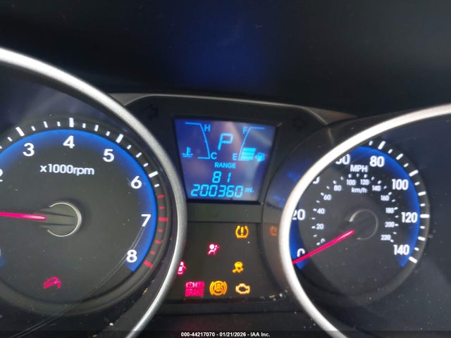 KM8JU3AG4FU963549 Hyundai TUCSON SE