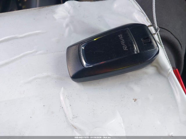 2022 TOYOTA RAV4 PRIME JTMEB3FV5ND110689 Photo 10