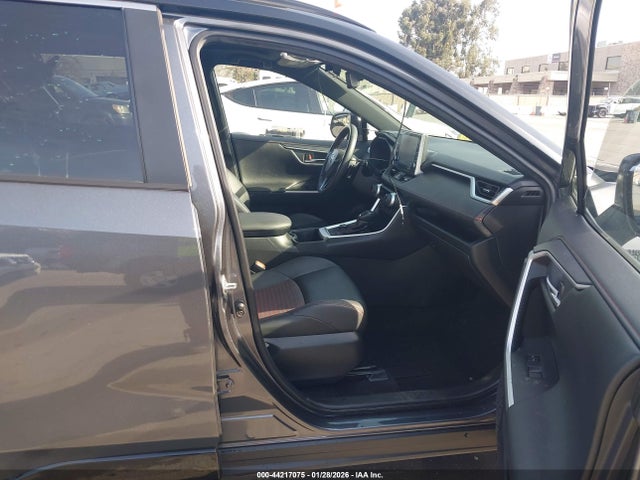 2022 TOYOTA RAV4 PRIME JTMEB3FV5ND110689 Photo 4
