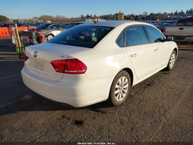 Volkswagen Passat 1.8t Wolfsburg Edition 2014 1VWAT7A36EC085541 Image 4