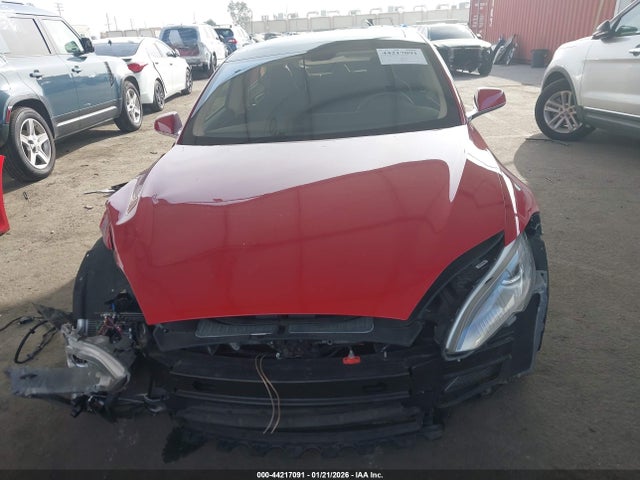 Продаж на аукціоні авто 2013 Tesla Model S Performance, vin: 5YJSA1CP6DFP09365, номер лоту: 44217091