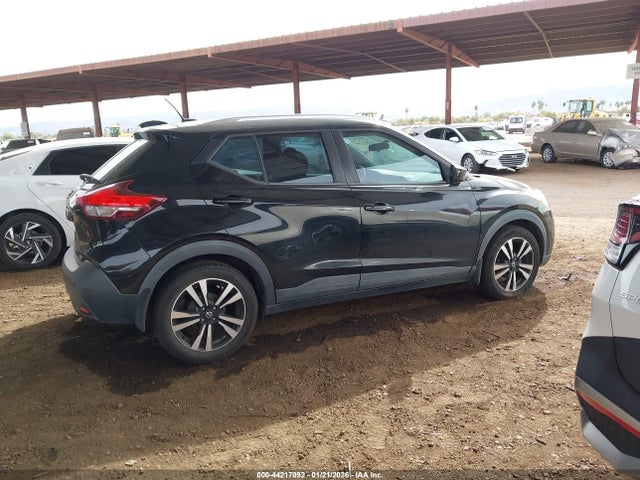 3N1CP5CU3JL517773 Nissan KICKS SV