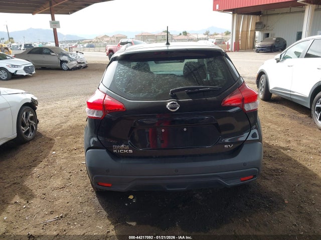 3N1CP5CU3JL517773 Nissan KICKS SV