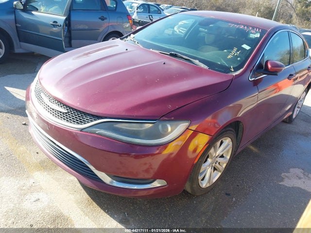 Chrysler 200 Limited 2016 1C3CCCAB0GN137656 Image 2