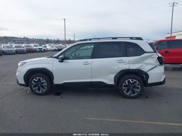 Subaru Forester Premium 2025 JF2SLDDC2SH562273 Image 14