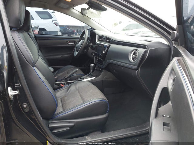 5YFBURHE1JP786299 Toyota COROLLA SE