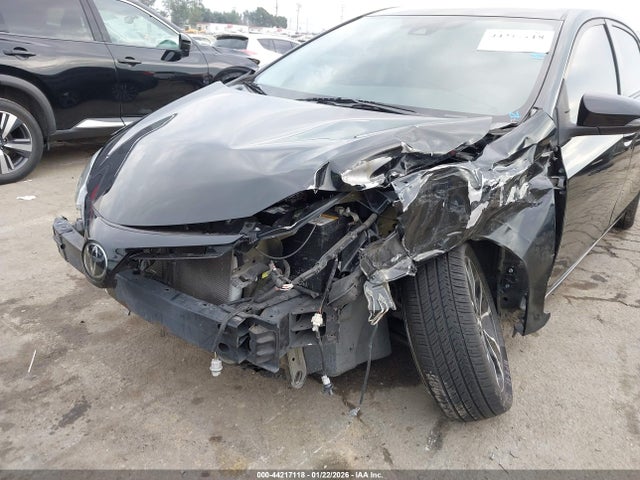 5YFBURHE1JP786299 Toyota COROLLA SE