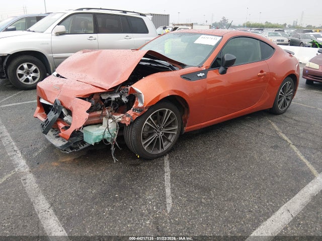 JF1ZNAA14E8709096 Scion Fr-s Monogram