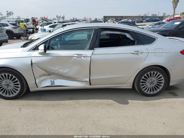 Ford Fusion Hybrid Titanium 2014 3FA6P0RU9ER220102 Image 14