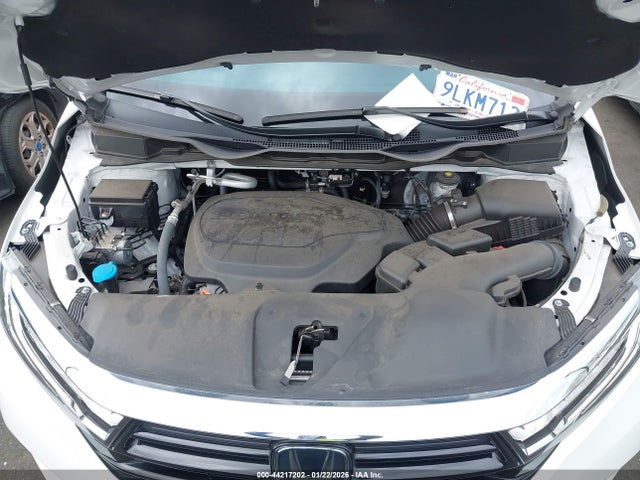 Honda Odyssey Touring 2024 5FNRL6H89RB035615 Image 10