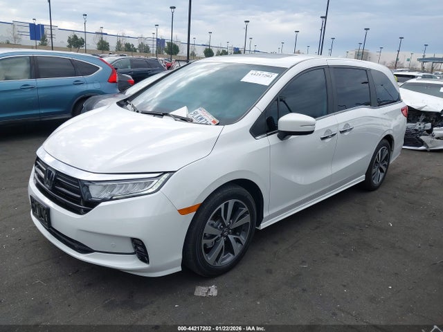Honda Odyssey Touring 2024 5FNRL6H89RB035615 Image 2