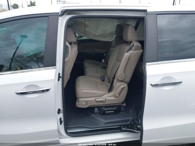 Honda Odyssey Touring 2024 5FNRL6H89RB035615 Image 8