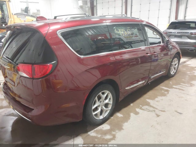 Chrysler Pacifica Touring-l Plus 2017 2C4RC1EG2HR628766 Image 4