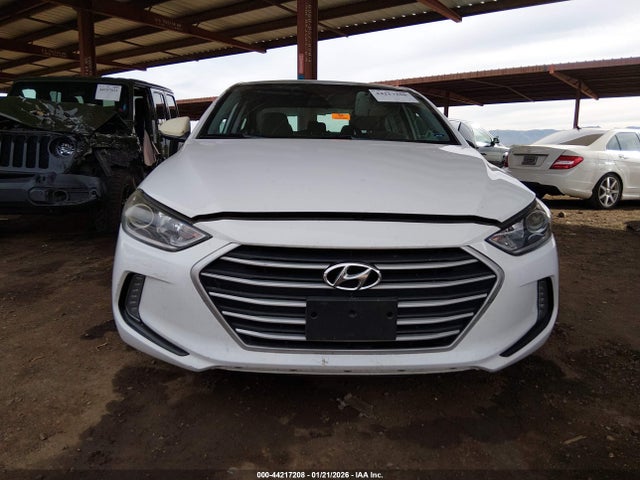 5NPD84LF1HH049692 Hyundai ELANTRA SE
