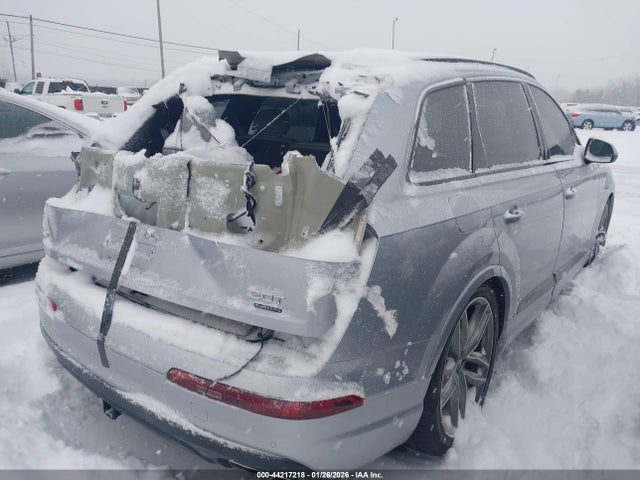 2017 AUDI Q7 WA1VAAF70HD034306 Photo 3
