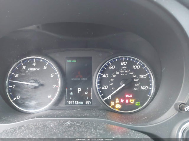 JA4AD3A34KZ035460 Mitsubishi Outlander Se