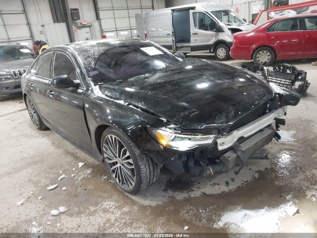 2016 AUDI A6 WAUFFAFC6GN194091 Photo 0