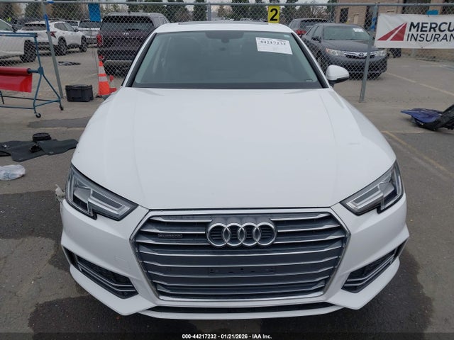 Audi A4 2.0t Progressiv 2018 WAUBNAF43JA078288 Image 13
