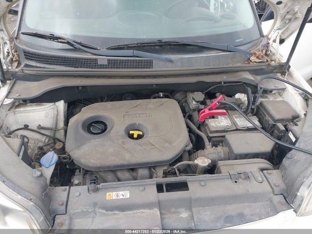 KIA SOUL + 2018 KNDJP3A50J7560038 Image 10