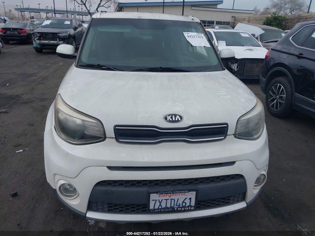 KIA SOUL + 2018 KNDJP3A50J7560038 Image 13