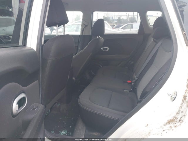 KIA SOUL + 2018 KNDJP3A50J7560038 Image 8