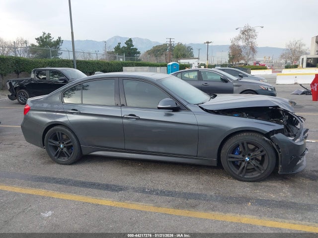 BMW 340i Xdrive 2017 WBA8B7C31HK858747 Image 13