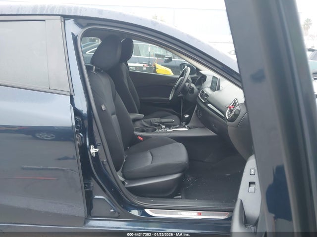 JM1BM1U72F1224240 Mazda pe
