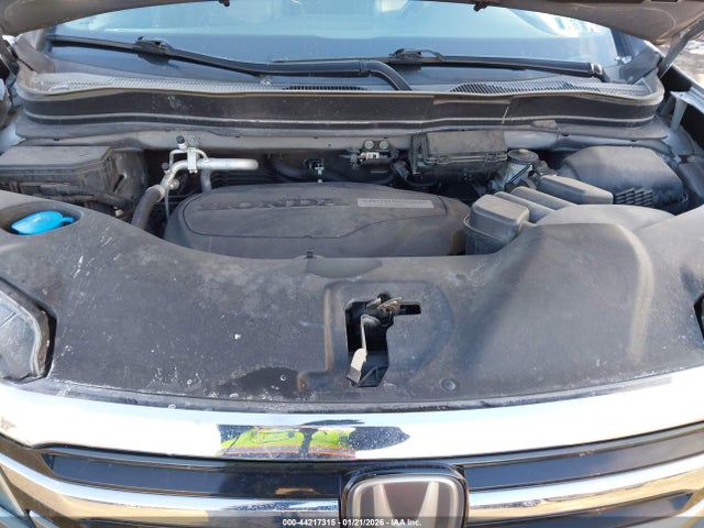 5FNYF6H01GB068800 Honda Pilot Elite