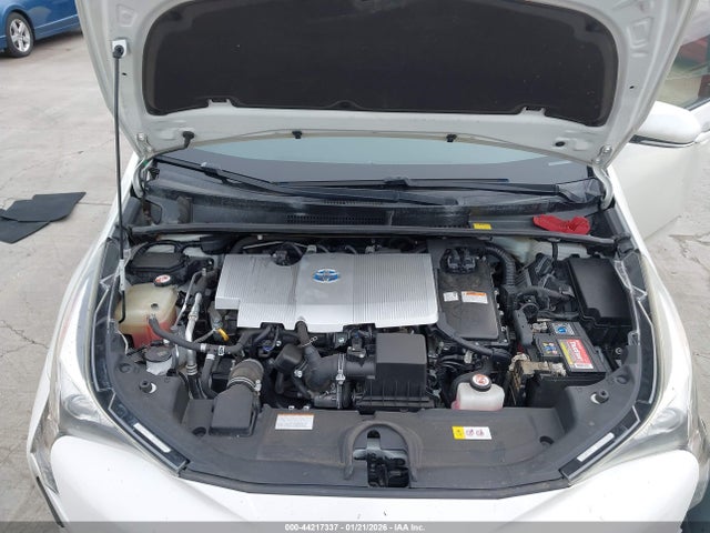 JTDKBRFU3H3034137 Toyota Prius Two
