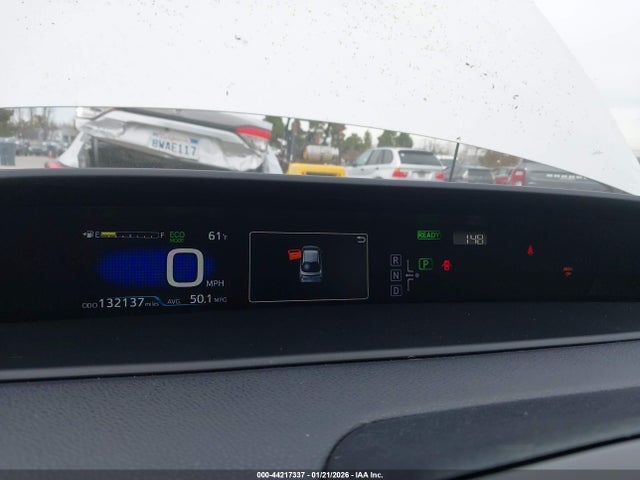 JTDKBRFU3H3034137 Toyota Prius Two