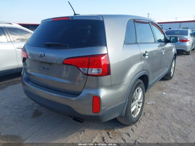 5XYKT3A61EG426365 KIA SORENTO LX