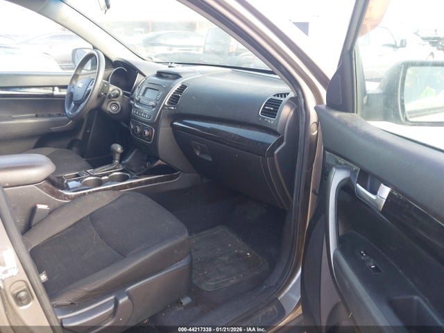 5XYKT3A61EG426365 KIA SORENTO LX