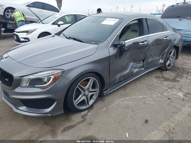 Mercedes-Benz CLA 250 2015 WDDSJ4EB2FN268993 Image 2