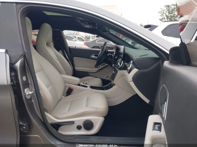 Mercedes-Benz CLA 250 2015 WDDSJ4EB2FN268993 Image 5