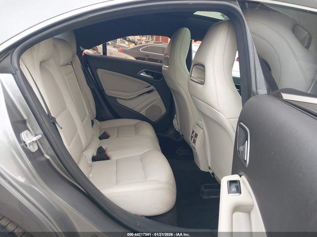 Mercedes-Benz CLA 250 2015 WDDSJ4EB2FN268993 Image 8