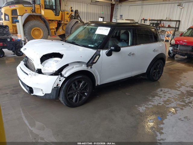 2014 MINI COUNTRYMAN WMWZC3C55EWP25327 Photo 1