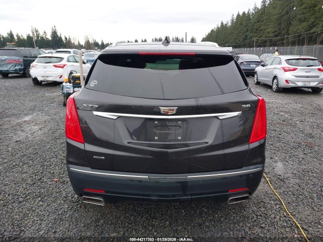 1GYKNDRSXJZ237656 Cadillac XT5 LUXURY
