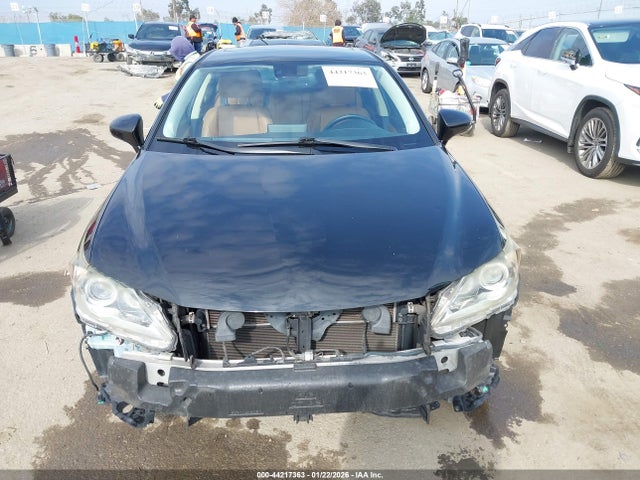 Lexus CT 200H 2014 JTHKD5BH3E2207103 Image 13