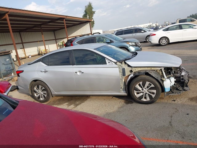 1N4BL4BV4PN300109 Nissan Altima S Fwd
