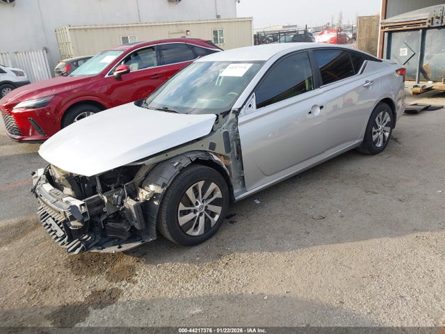 1N4BL4BV4PN300109 Nissan Altima S Fwd