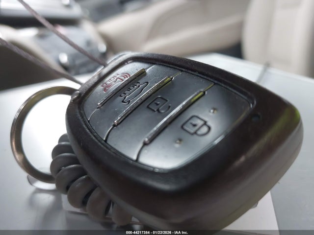 KMHD84LF8HU412779 Hyundai Elantra Value Edition