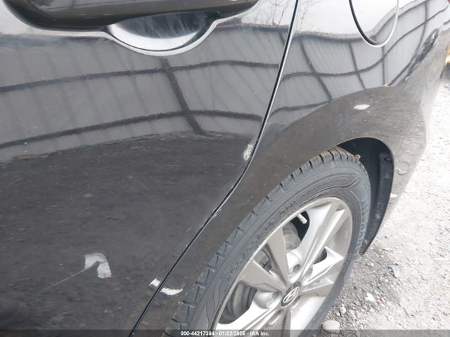 KMHD84LF8HU412779 Hyundai Elantra Value Edition