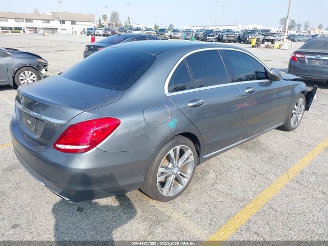 2017 MERCEDES-BENZ C 300 55SWF4JB7HU190021 Photo 3