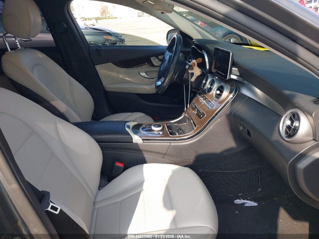 2017 MERCEDES-BENZ C 300 55SWF4JB7HU190021 Photo 4