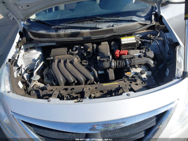 3N1CN7AP5JK440814 Nissan Versa 1.6 Sv