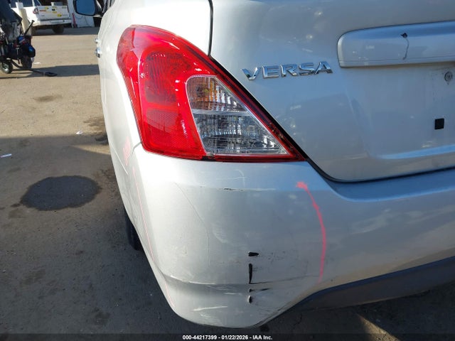 3N1CN7AP5JK440814 Nissan Versa 1.6 Sv