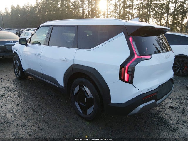 5XYAFFS52TG007173 KIA Ev9 Wind