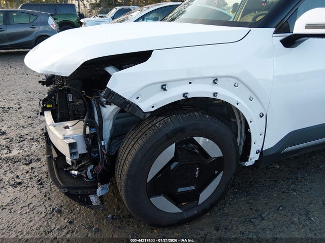 5XYAFFS52TG007173 KIA Ev9 Wind