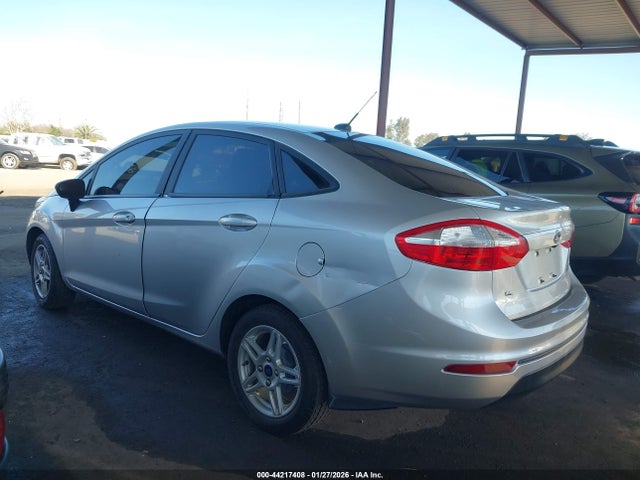 Ford FIESTA SE 2018 3FADP4BJ3JM127825 Image 14