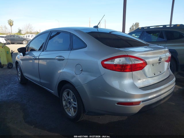 Ford FIESTA SE 2018 3FADP4BJ3JM127825 Image 3